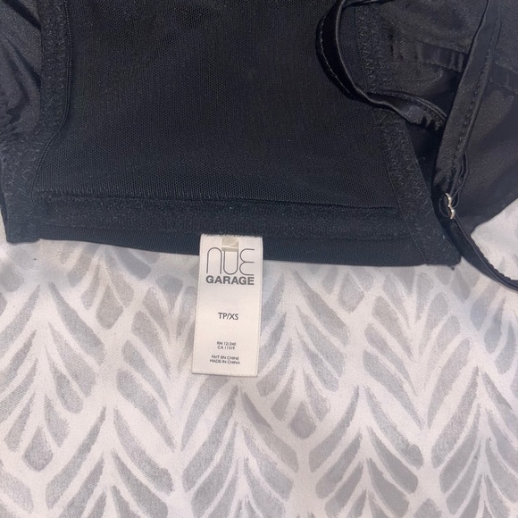 Garage corset top in black. - Picture 4 of 4